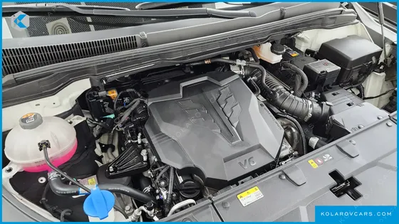 KIA CARNIVAL GASOLINE 7-SEATER SIGNATURE
