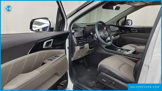 KIA CARNIVAL GASOLINE 7-SEATER SIGNATURE