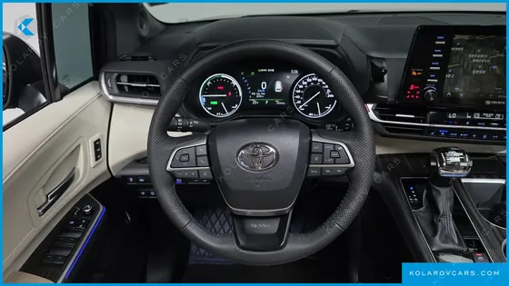 TOYOTA SIENNA 2.5 HYBRID AWD
