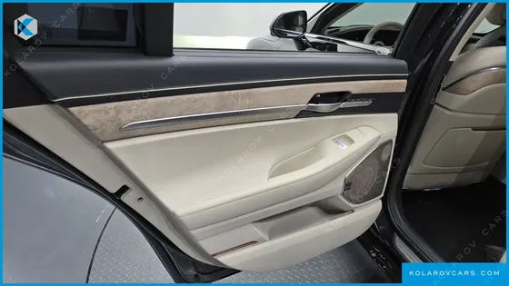 GENESIS G90 3.3 T AWD