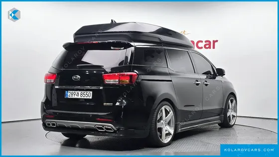 KIA CARNIVAL 9-SEATER HI-LIMOUSINE