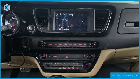 KIA CARNIVAL 9-SEATER HI-LIMOUSINE