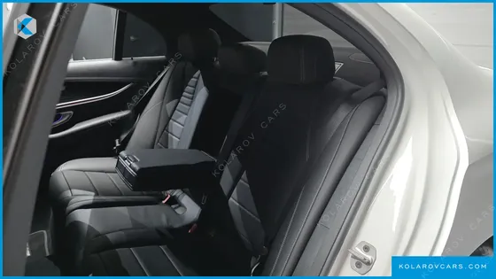 MERCEDES E-CLASS E220D 4MATIC AMG LINE