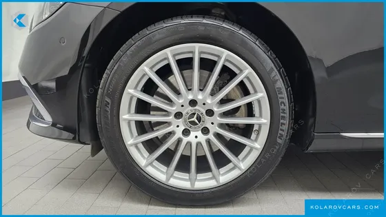 MERCEDES E-CLASS E220D 4MATIC EXCLUSIVE