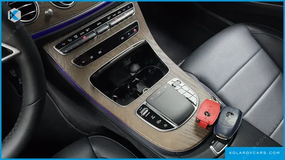 MERCEDES E-CLASS E220D 4MATIC EXCLUSIVE