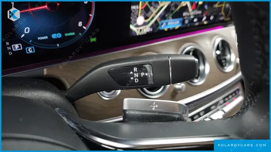 MERCEDES E-CLASS E220D 4MATIC EXCLUSIVE