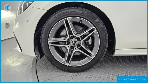 MERCEDES E-CLASS E250 AMG LINE