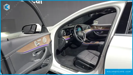 MERCEDES E-CLASS E220D 4MATIC EXCLUSIVE