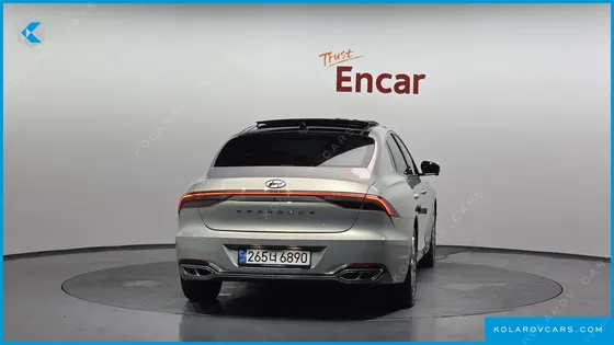 HYUNDAI GRANDEUR CALLIGRAPHY