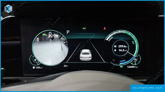 HYUNDAI GRANDEUR LE BLANC