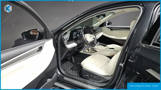 HYUNDAI GRANDEUR LE BLANC