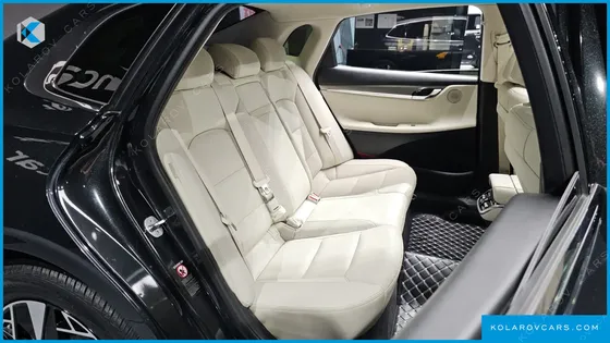 HYUNDAI GRANDEUR LE BLANC