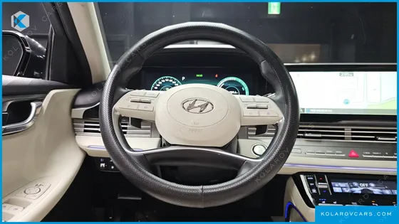 HYUNDAI GRANDEUR LE BLANC