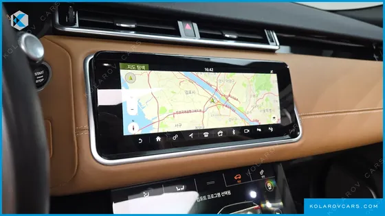 LAND ROVER RANGE ROVER VELAR 3.0 D300 R-DYNAMIC HSE