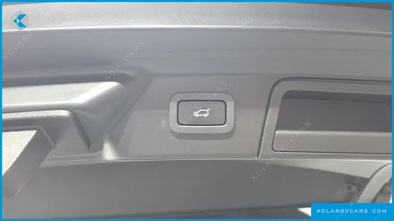 LAND ROVER RANGE ROVER VELAR 3.0 D300 R-DYNAMIC HSE