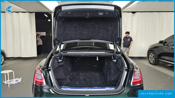 ROLLS ROYCE GHOST 6.7 V12