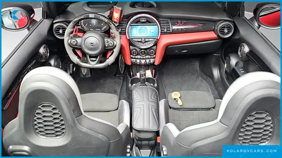 MINI COOPER CONVERTIBLE JCW