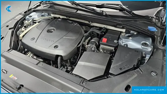 VOLVO S90 T5 MOMENTUM