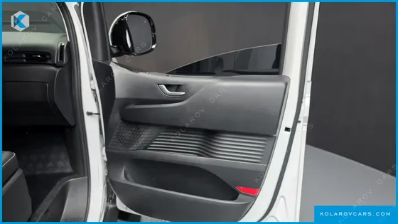 HYUNDAI ST1 CARGO FREEZER CONTAINER