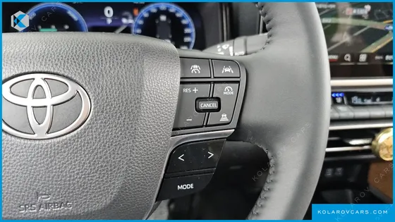 TOYOTA CAMRY 2.5 XLE PREMIUM HYBRID
