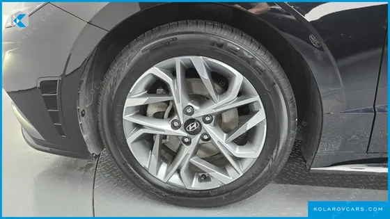 HYUNDAI SONATA 2.0
