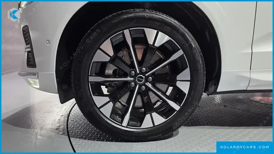 VOLVO XC60 B5 ULTRA BRIGHT AIR SUS