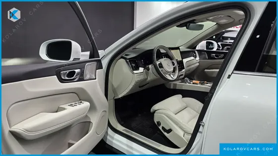 VOLVO XC60 B5 ULTRA BRIGHT AIR SUS