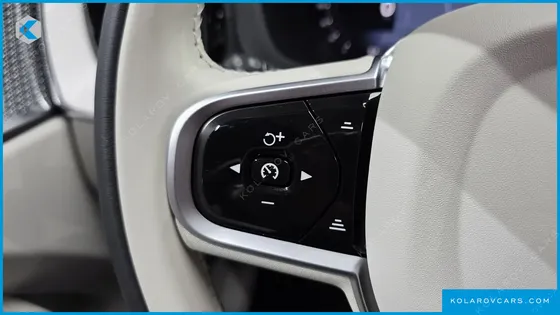 VOLVO XC60 B5 ULTRA BRIGHT AIR SUS