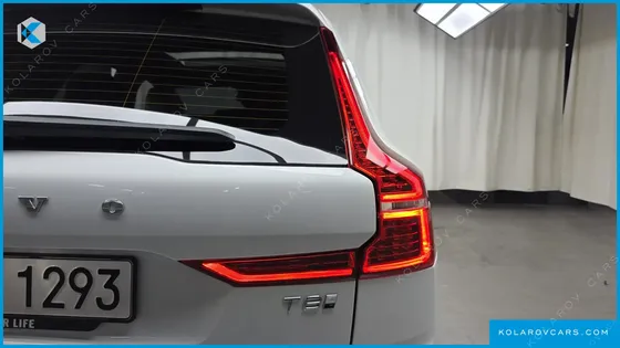 VOLVO XC60 T8 ULTRA BRIGHT