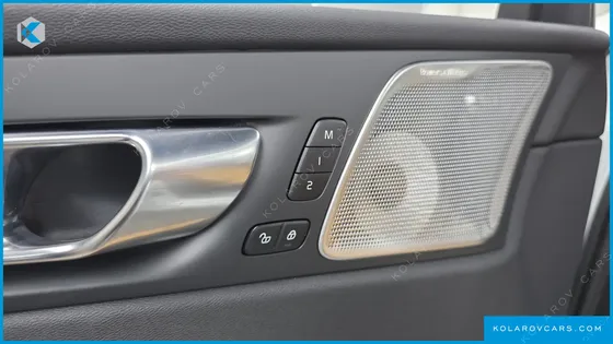 VOLVO XC60 T8 ULTRA BRIGHT