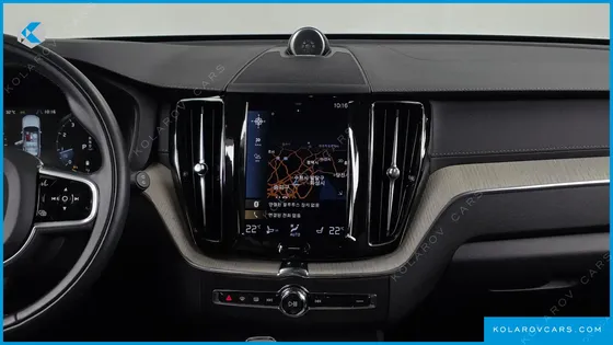 VOLVO XC60 B6 INSCIRTION