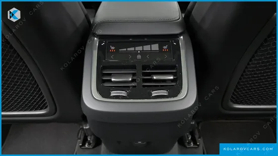 VOLVO XC60 B6 INSCIRTION