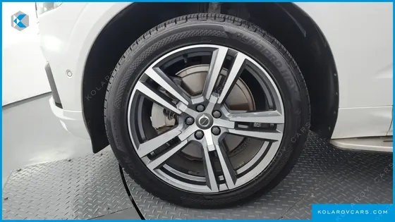 VOLVO XC60 T8 R-DESIGN