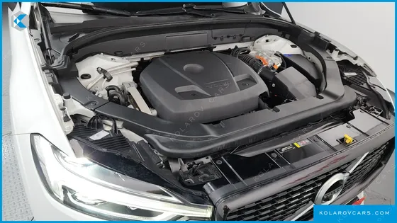 VOLVO XC60 T8 R-DESIGN