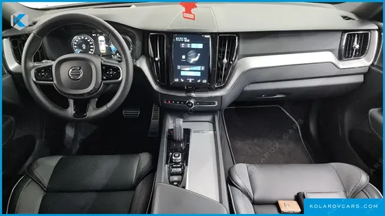 VOLVO XC60 T8 R-DESIGN