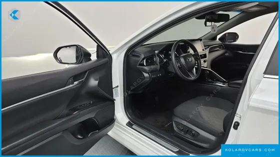 TOYOTA CAMRY 2.5 LE HYBRID