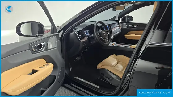 VOLVO XC60 T8 ULTRA BRIGHT