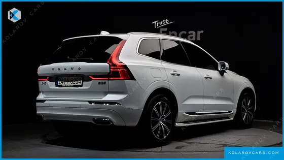 VOLVO XC60 B5 INSCRIPTION