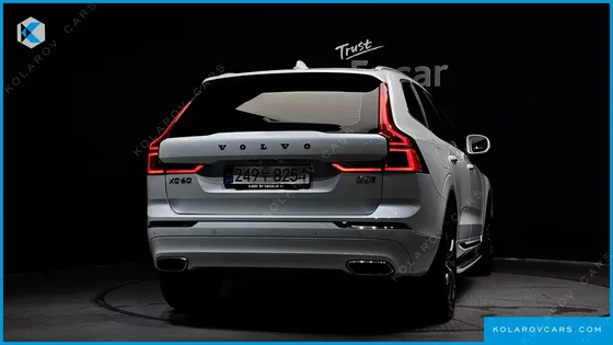 VOLVO XC60 B5 INSCRIPTION