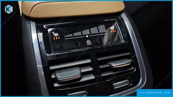 VOLVO XC60 B5 INSCRIPTION