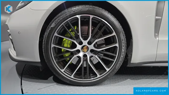 PORSCHE PANAMERA 2.9 AWD E-HYBRID PLATINUM EDITION