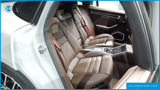 PORSCHE PANAMERA 2.9 AWD E-HYBRID PLATINUM EDITION