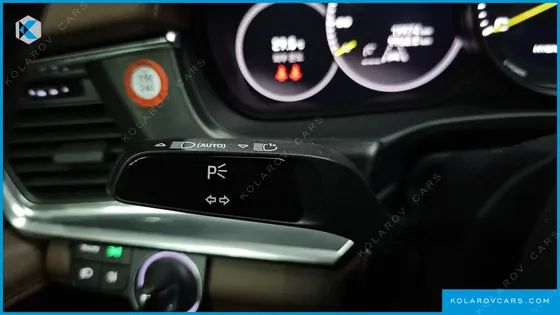 PORSCHE PANAMERA 2.9 AWD E-HYBRID PLATINUM EDITION