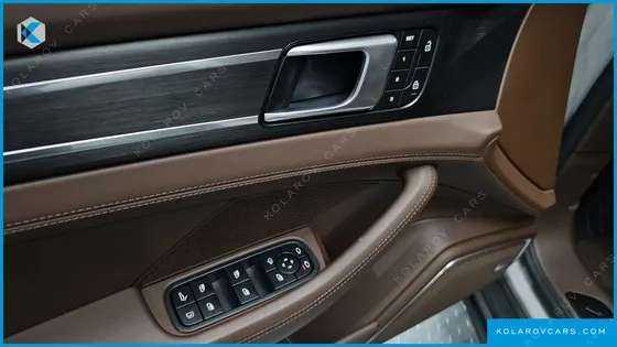 PORSCHE PANAMERA 2.9 AWD E-HYBRID PLATINUM EDITION
