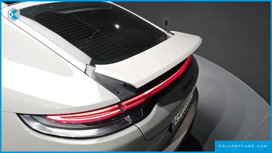 PORSCHE PANAMERA 2.9 AWD E-HYBRID PLATINUM EDITION