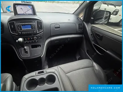 HYUNDAI STAREX WAGON 12-SEATER