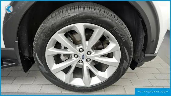 FORD EXPLORER 3.0 PLATINUM 4WD