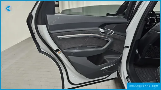 AUDI E-TRON 55 QUATTRO SPORTBACK