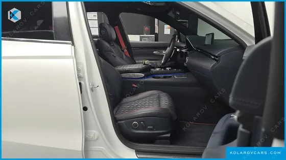 GENESIS GV70 2.5T GASOLINE 2WD