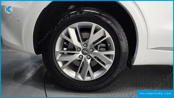 GENESIS GV70 2.5T GASOLINE 2WD